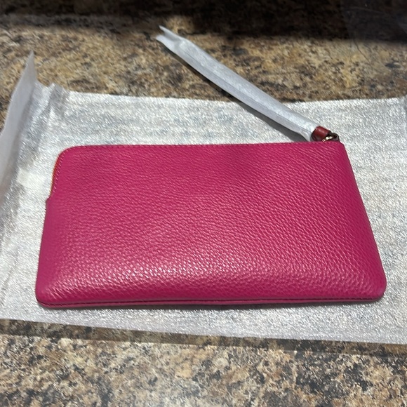 Coach Large Colorblock Embossed Horse and Carriage Corner Zip Wristlet - Picture 6 of 7